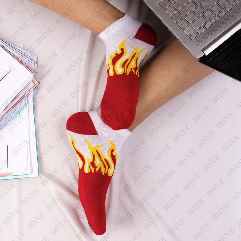 Unisex Fire Design Ankle Length Cotton Socks