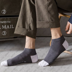 Unisex Ankle Length Cotton Socks Sport Design