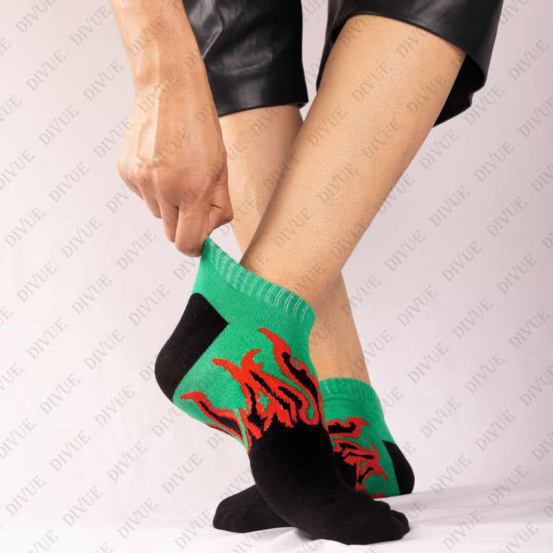 Unisex Fire Design Ankle Length Cotton Socks